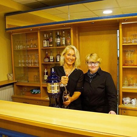 Hotel Alberga Mettmann Bagian luar foto